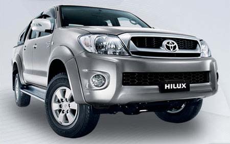 ,    Toyota Hilux 2010 -
                