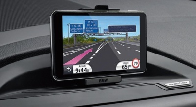 Портативный навигатор BMW Portable HD Traffic