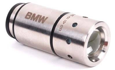 Светодиодный фонарик с подзарядкой BMW